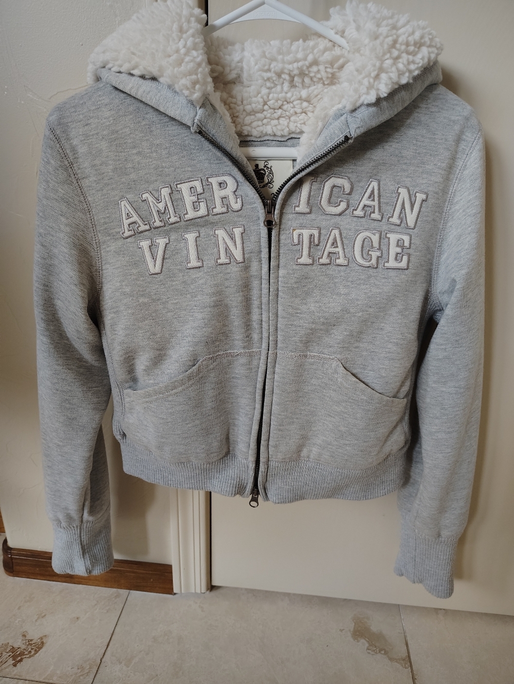 American Vintage Grey Sherpa-Lined Zip Hoodie M